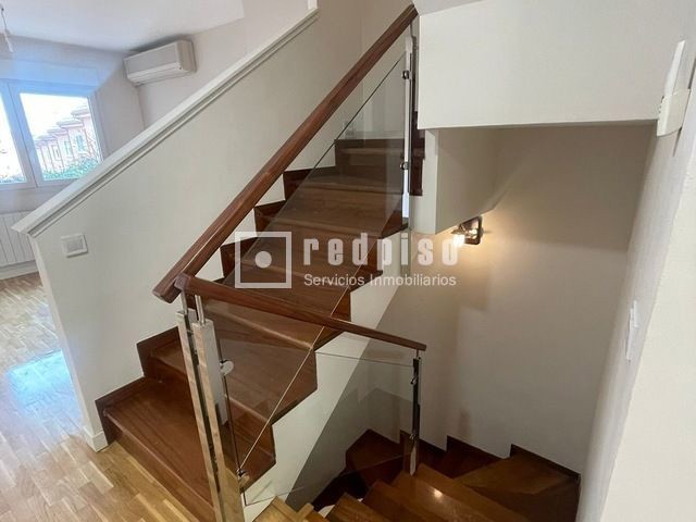 Casa en alquiler en  Boadilla del Monte, Madrid  8/42