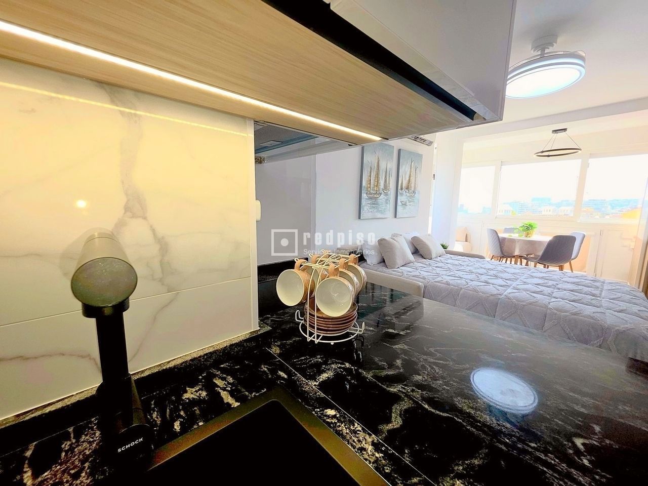 Piso en alquiler en  Benalmádena, Málaga  4/36