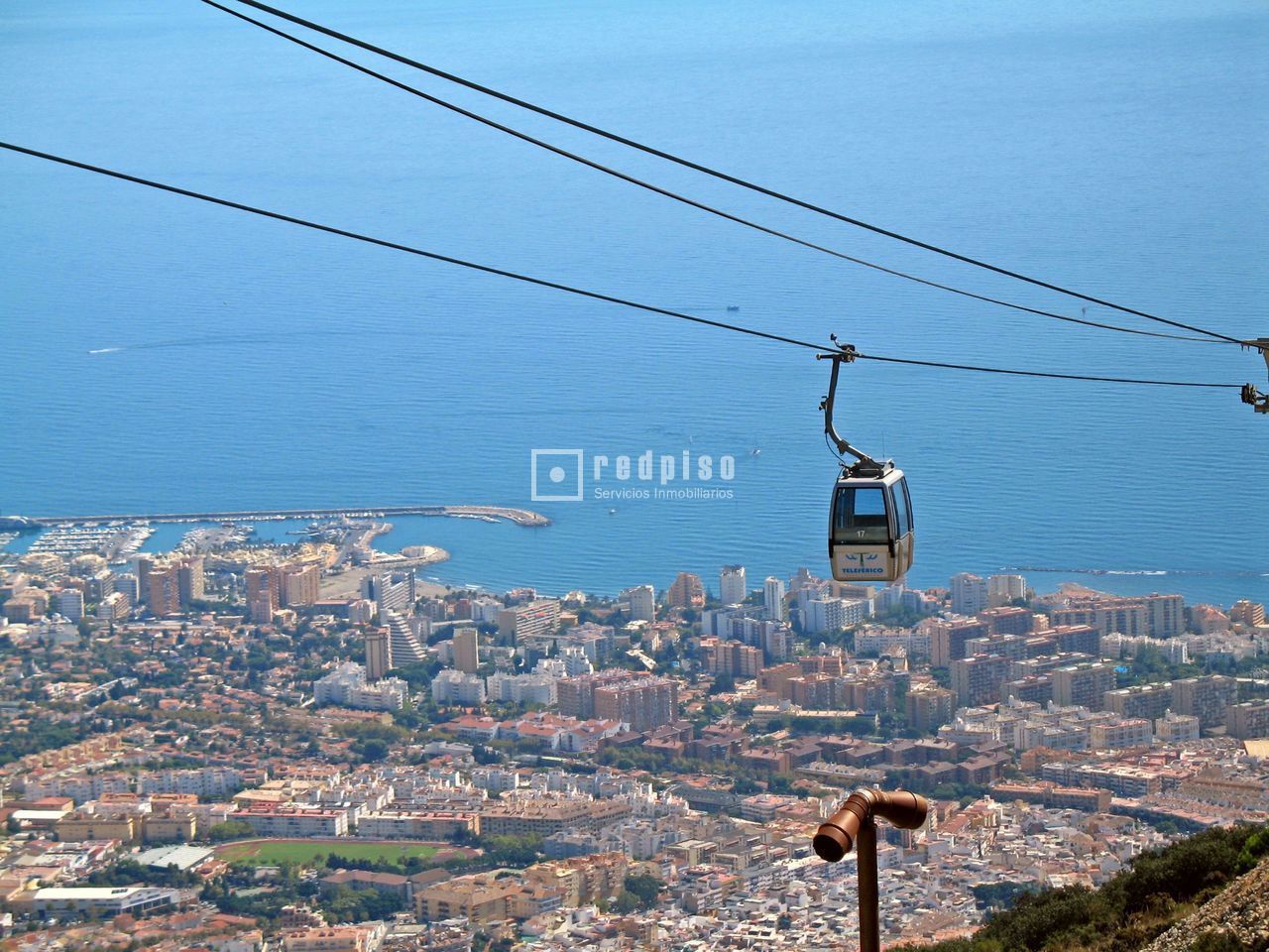 Piso en alquiler en  Benalmádena, Málaga  30/36