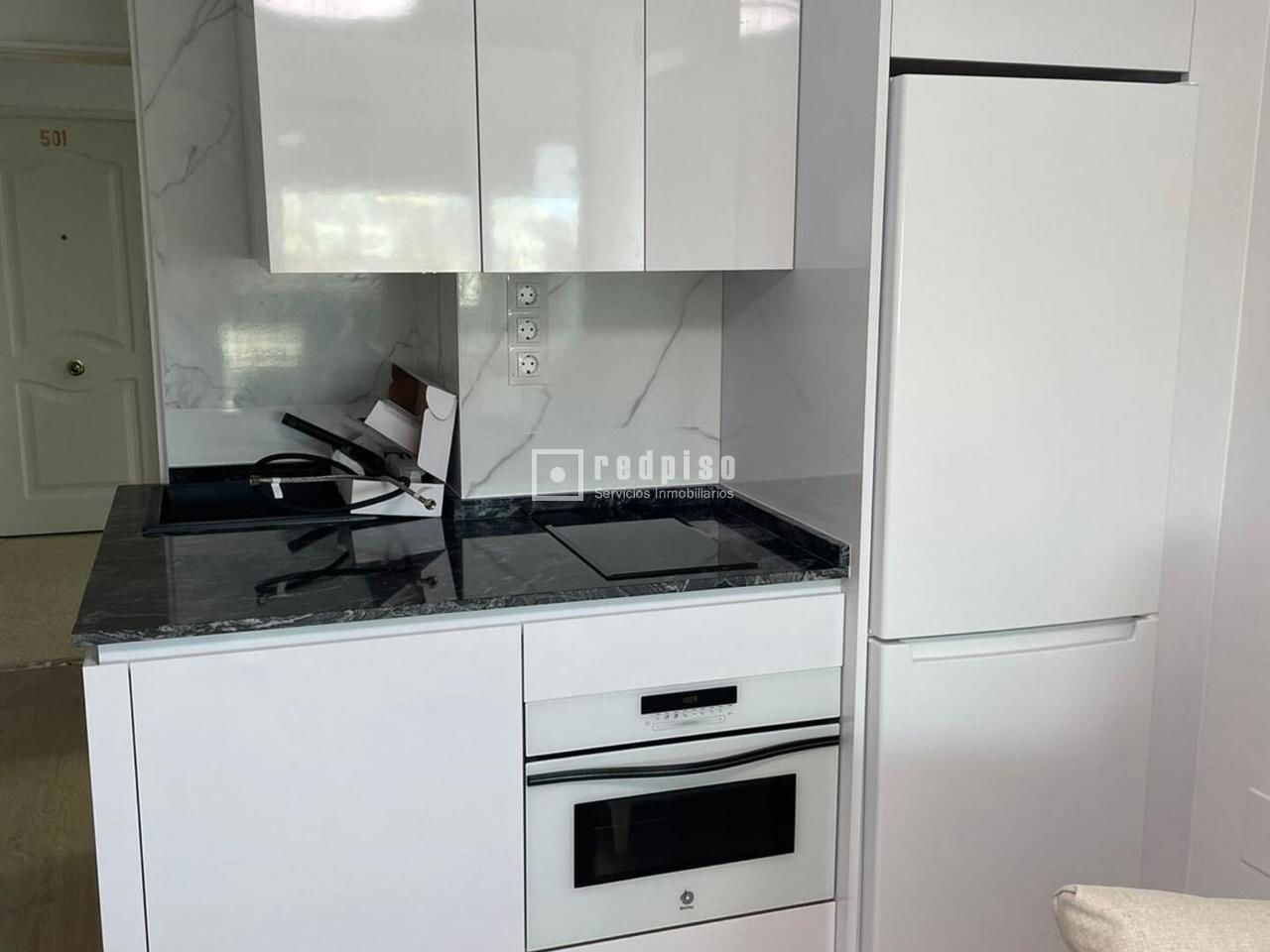 Piso en alquiler en  Benalmádena, Málaga  13/36