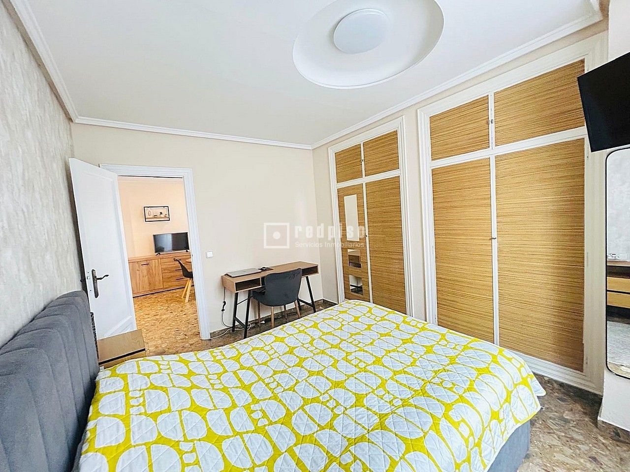 Piso en venta en  Xirivella, Valencia  15/26