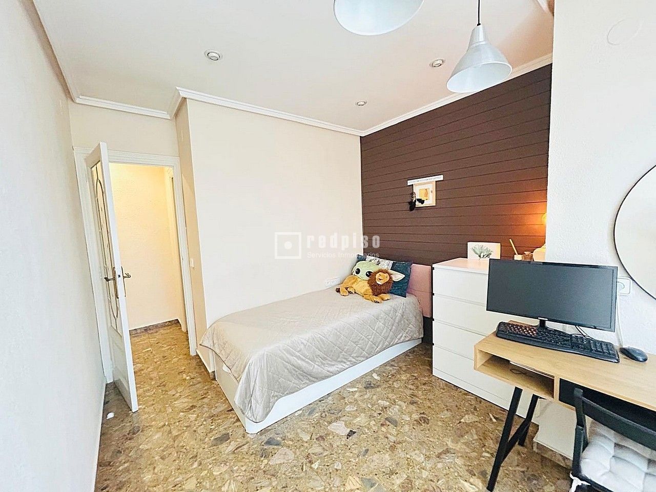 Piso en venta en  Xirivella, Valencia  21/26