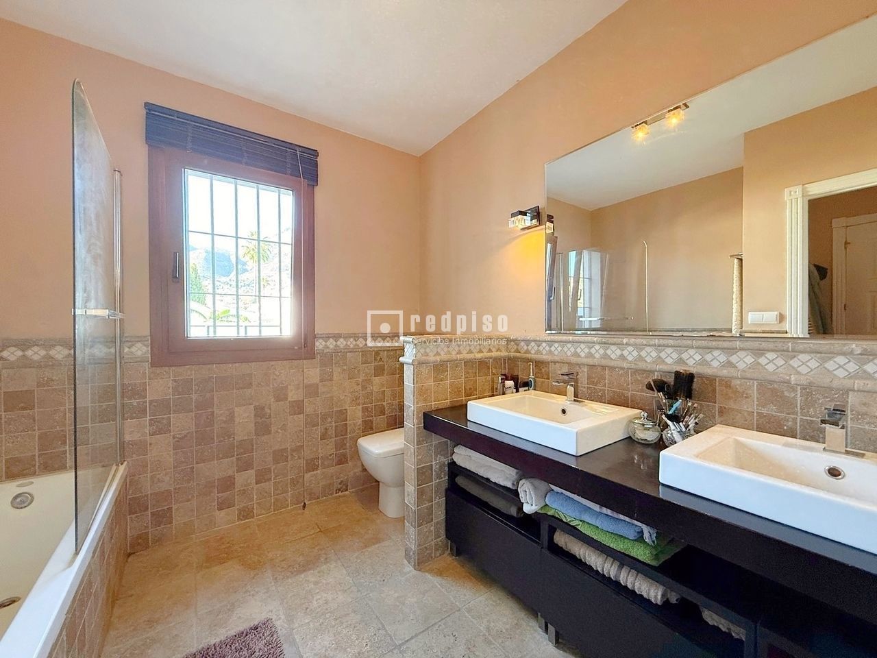 Piso en alquiler en  Benalmádena, Málaga  35/50