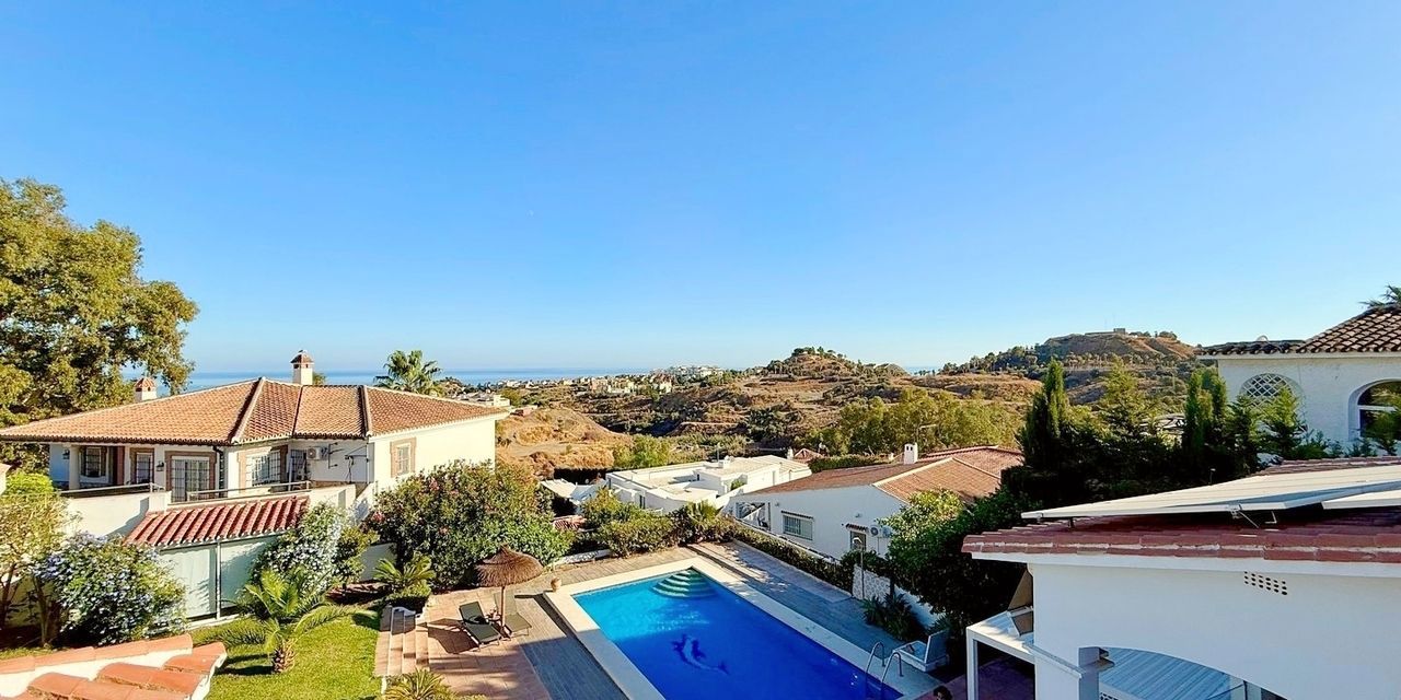 Piso en alquiler en  Benalmádena, Málaga  1/50