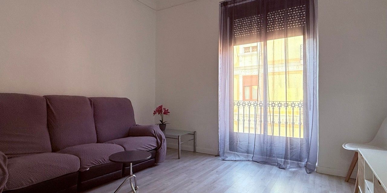 Piso en alquiler  Extramurs, Valencia  1/1