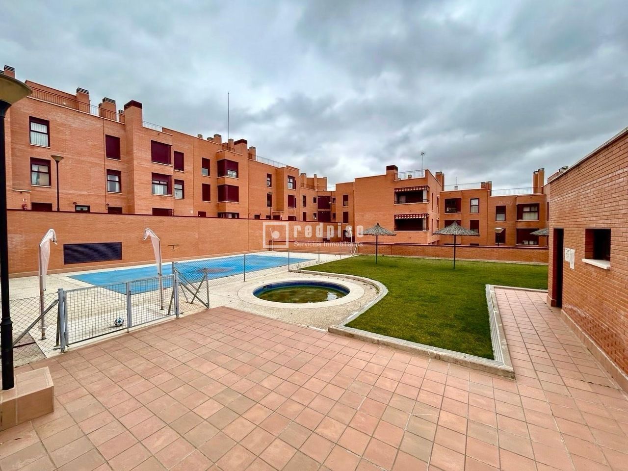 Piso en venta en calle De Motril, Arroyomolinos, Madrid 2/31