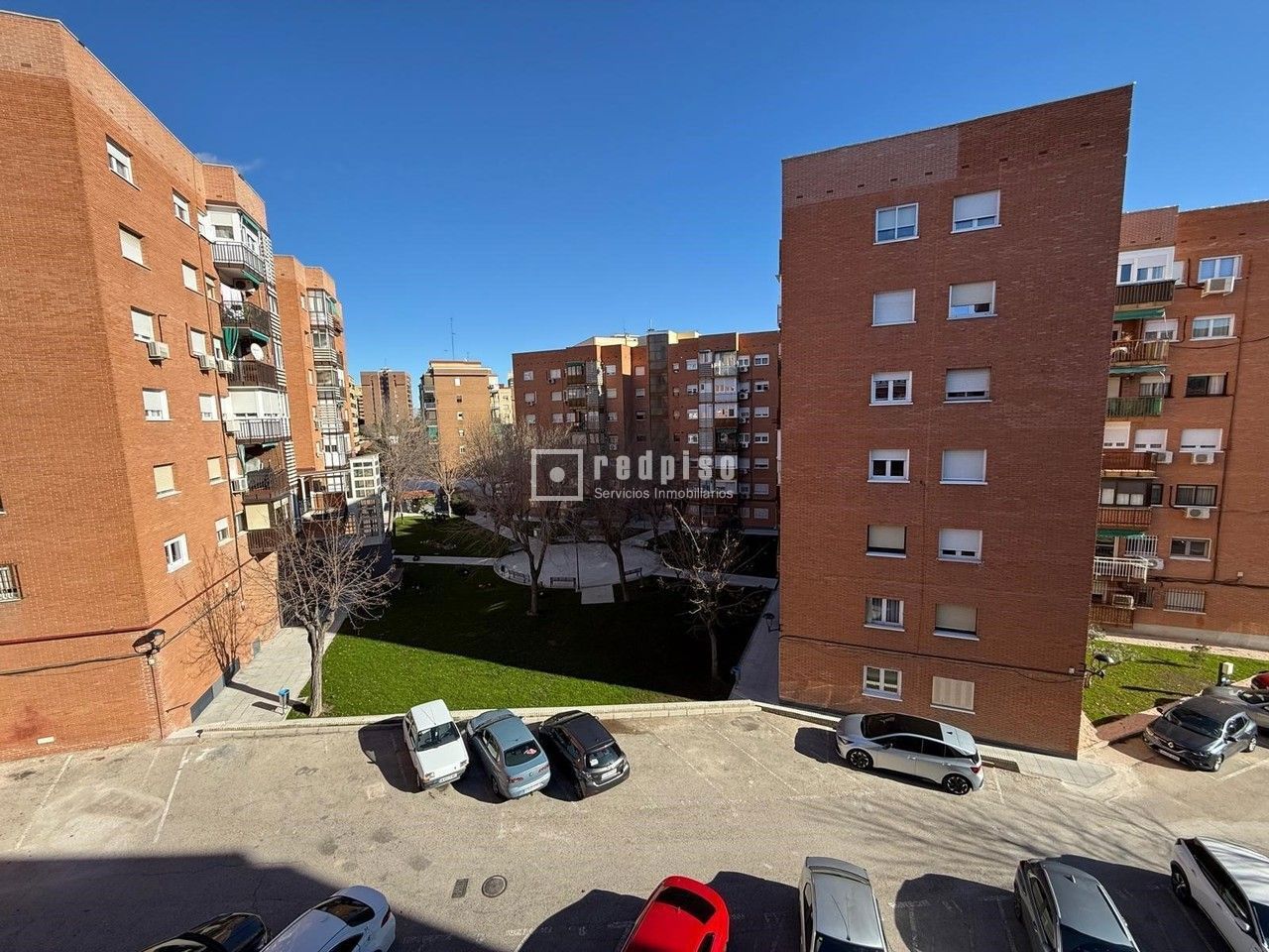 Piso en venta en calle De Ocaña, Madrid, Madrid 35/35