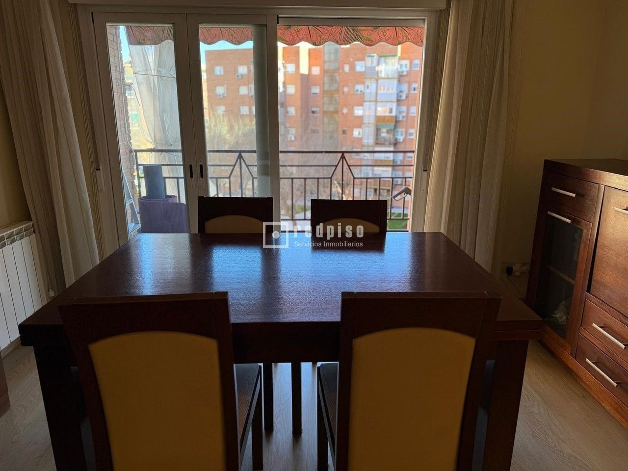 Piso en venta en calle De Ocaña, Madrid, Madrid 5/35