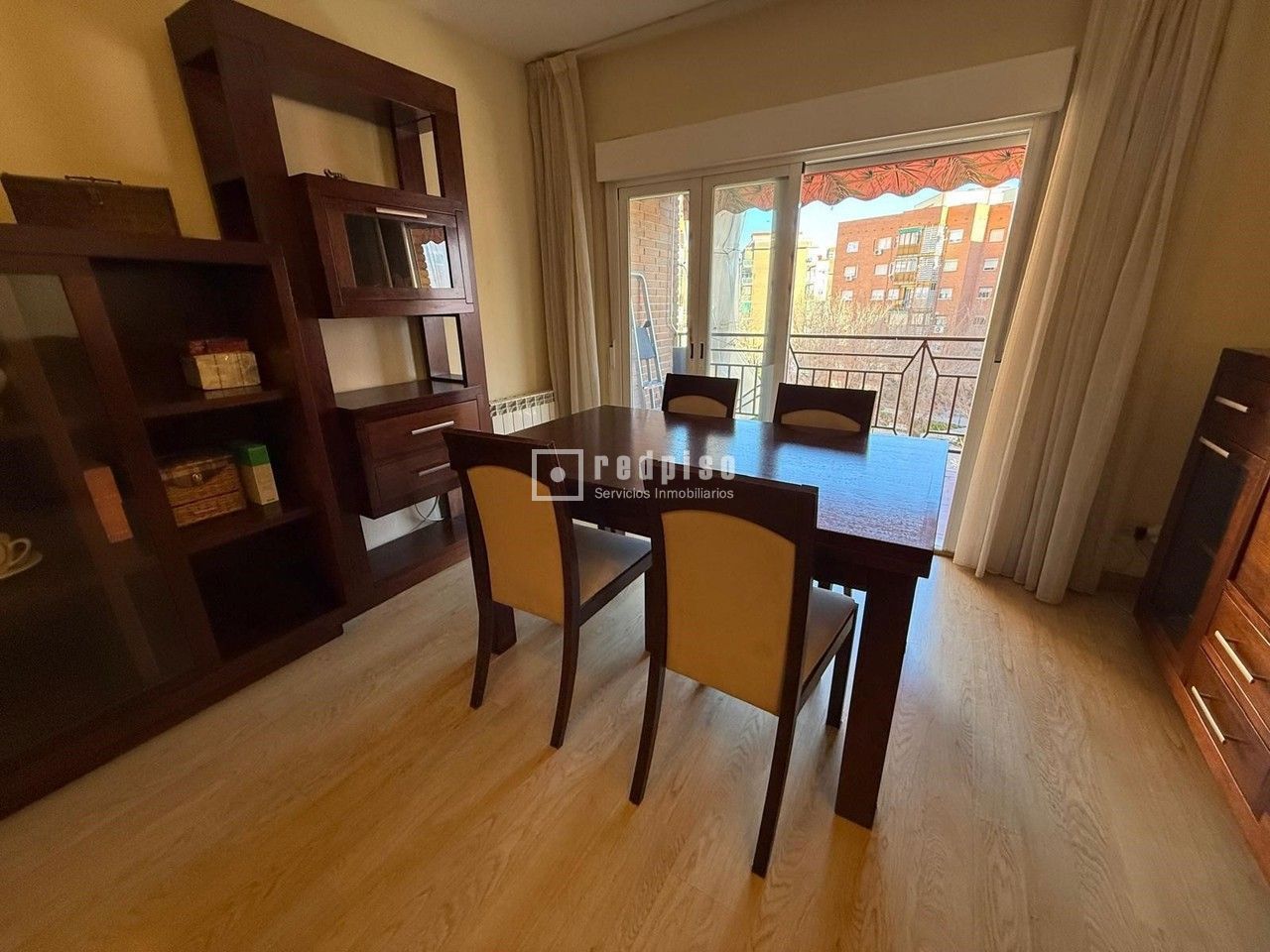 Piso en venta en calle De Ocaña, Madrid, Madrid 3/35