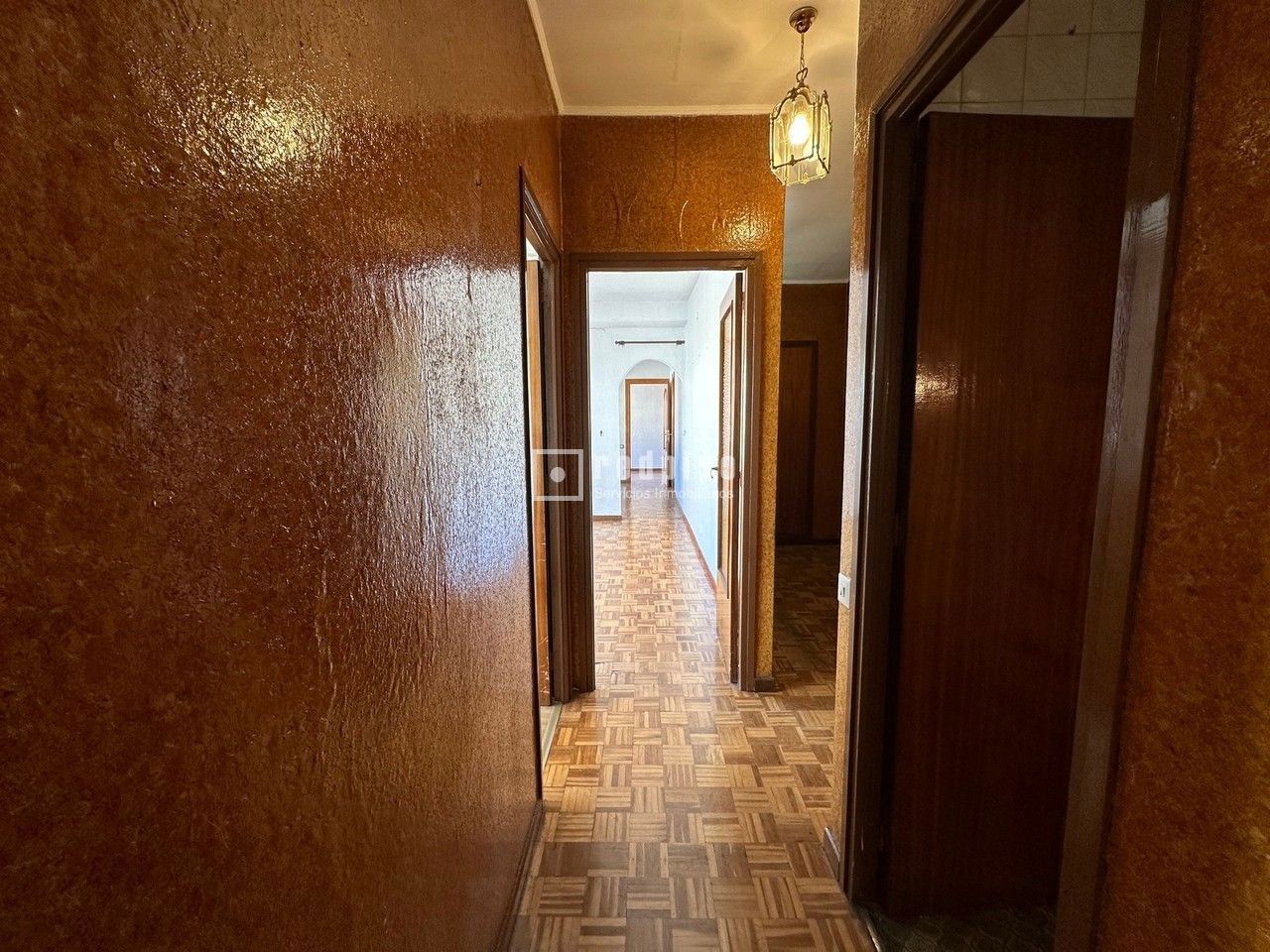 Piso en venta en calle De Aguilón, Madrid, Madrid 18/25