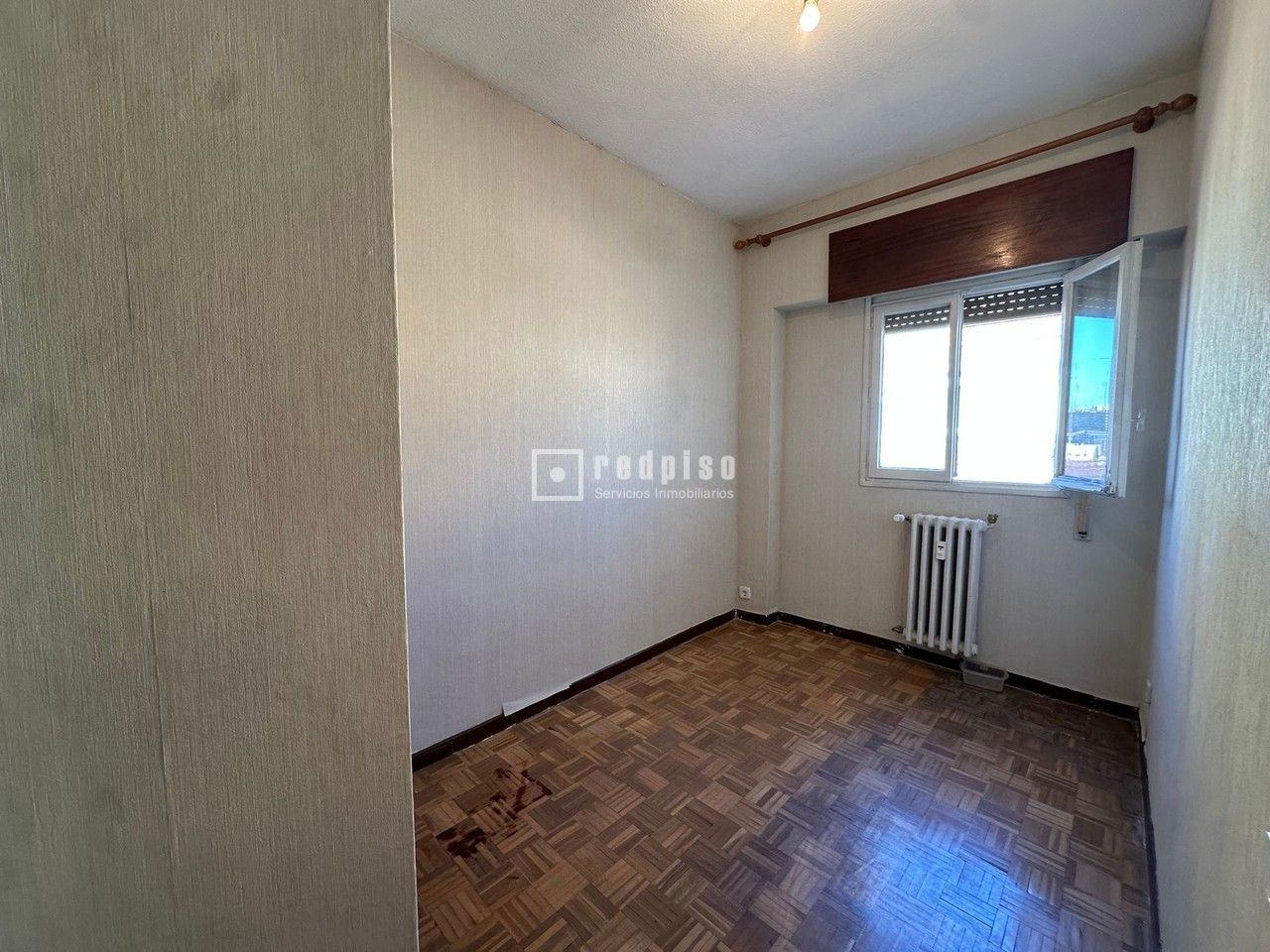 Piso en venta en calle De Aguilón, Madrid, Madrid 13/25