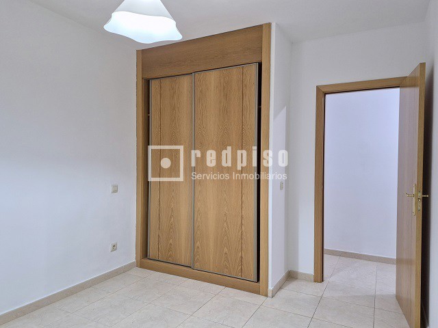 Piso en alquiler en  Yuncos, Toledo  8/13