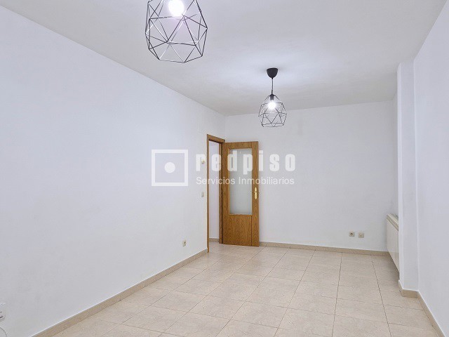 Piso en alquiler en  Yuncos, Toledo  4/13