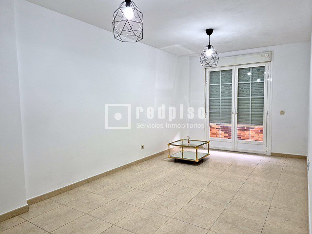 Piso en alquiler en  Yuncos, Toledo  2/13