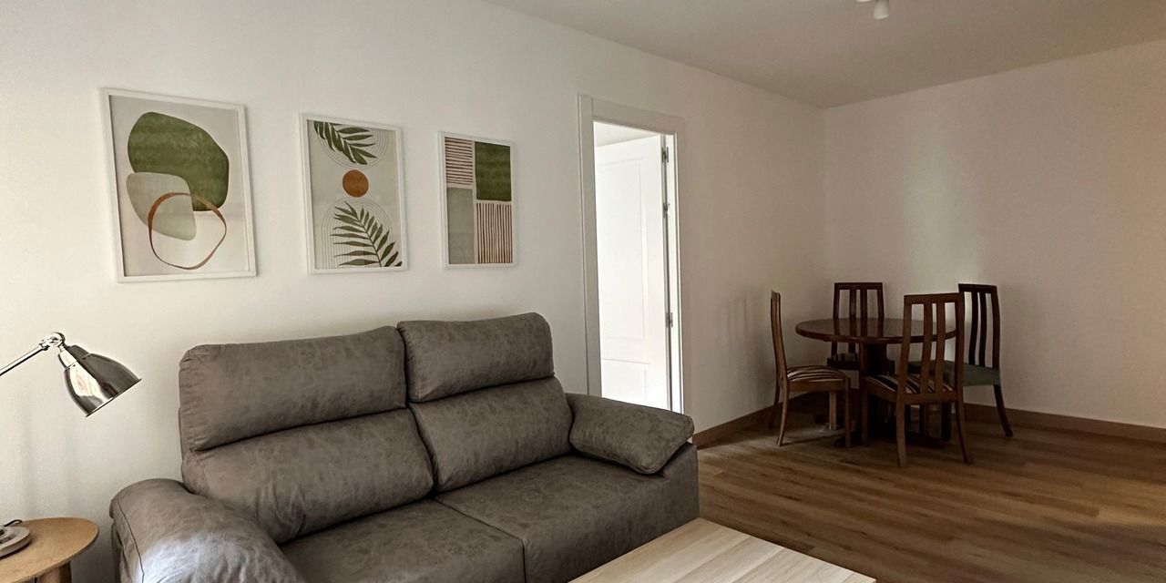 Piso en alquiler en  paseo del Hospital Militar, 8, Valladolid  1/22