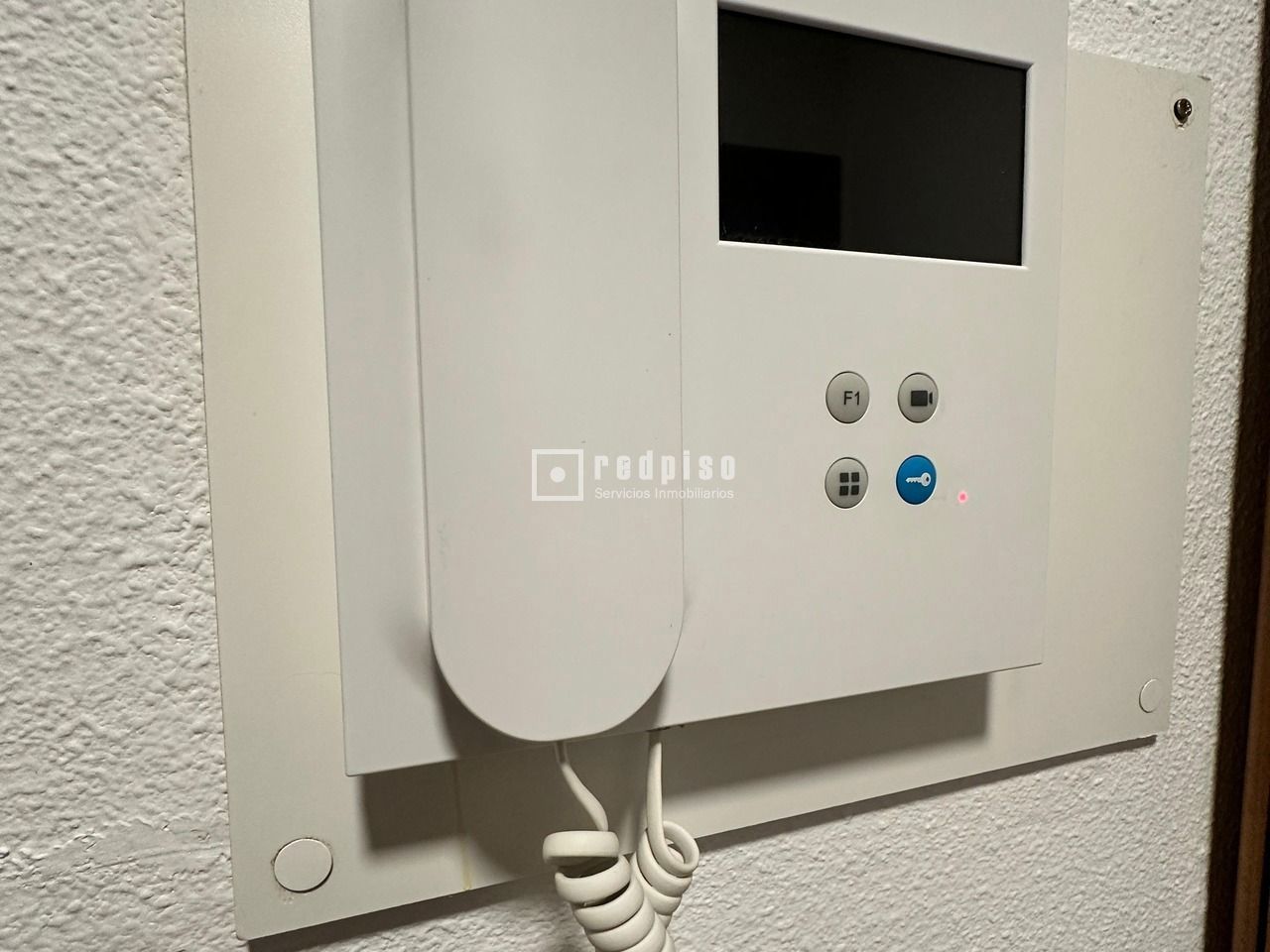 Piso en alquiler en  paseo del Hospital Militar, 8, Valladolid  18/22