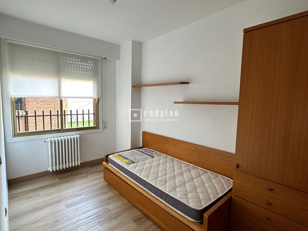 Piso en alquiler en  paseo del Hospital Militar, 8, Valladolid  16/22