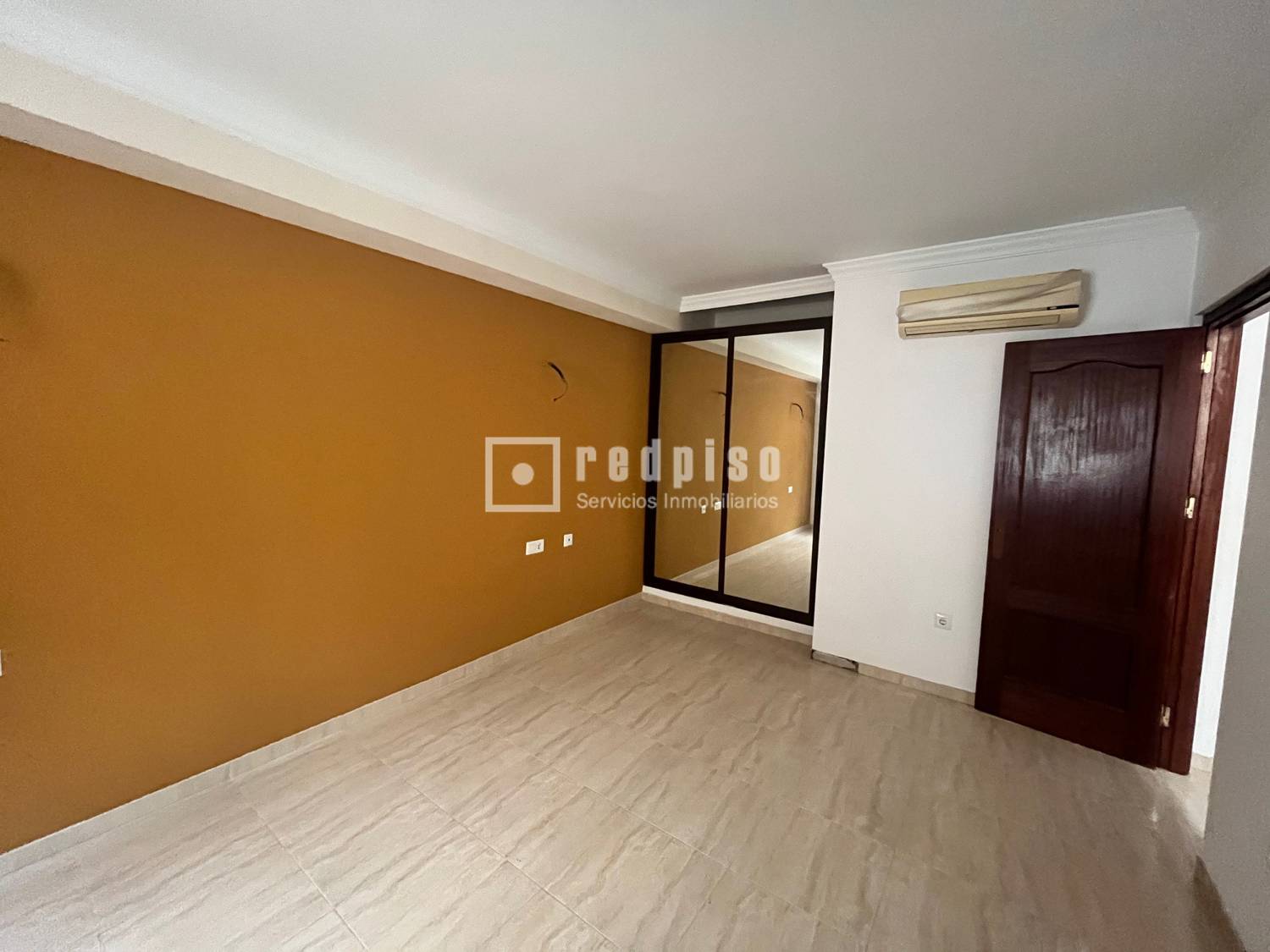 Piso en venta en  Algarrobo, Málaga  6/22