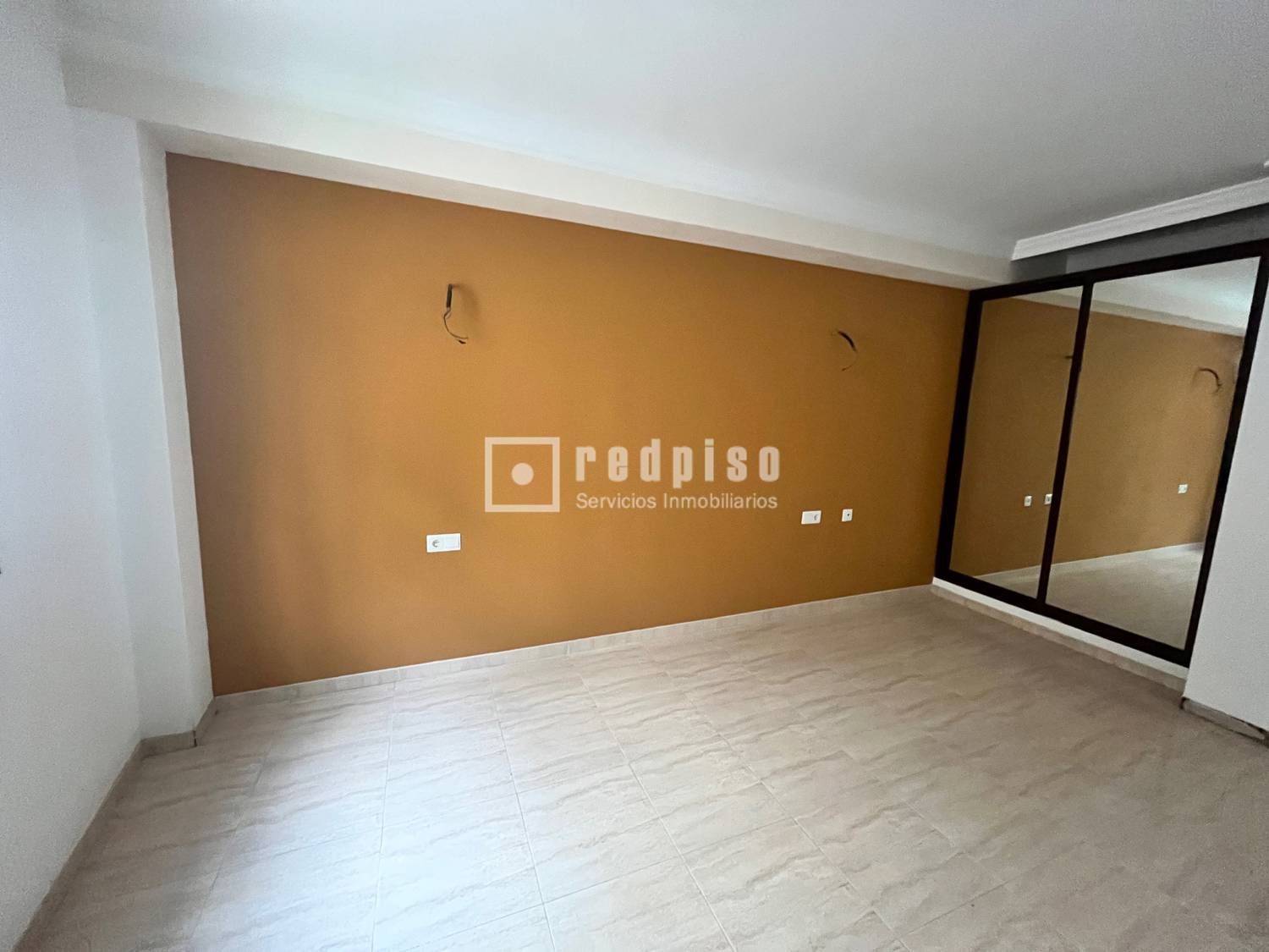 Piso en venta en  Algarrobo, Málaga  7/22