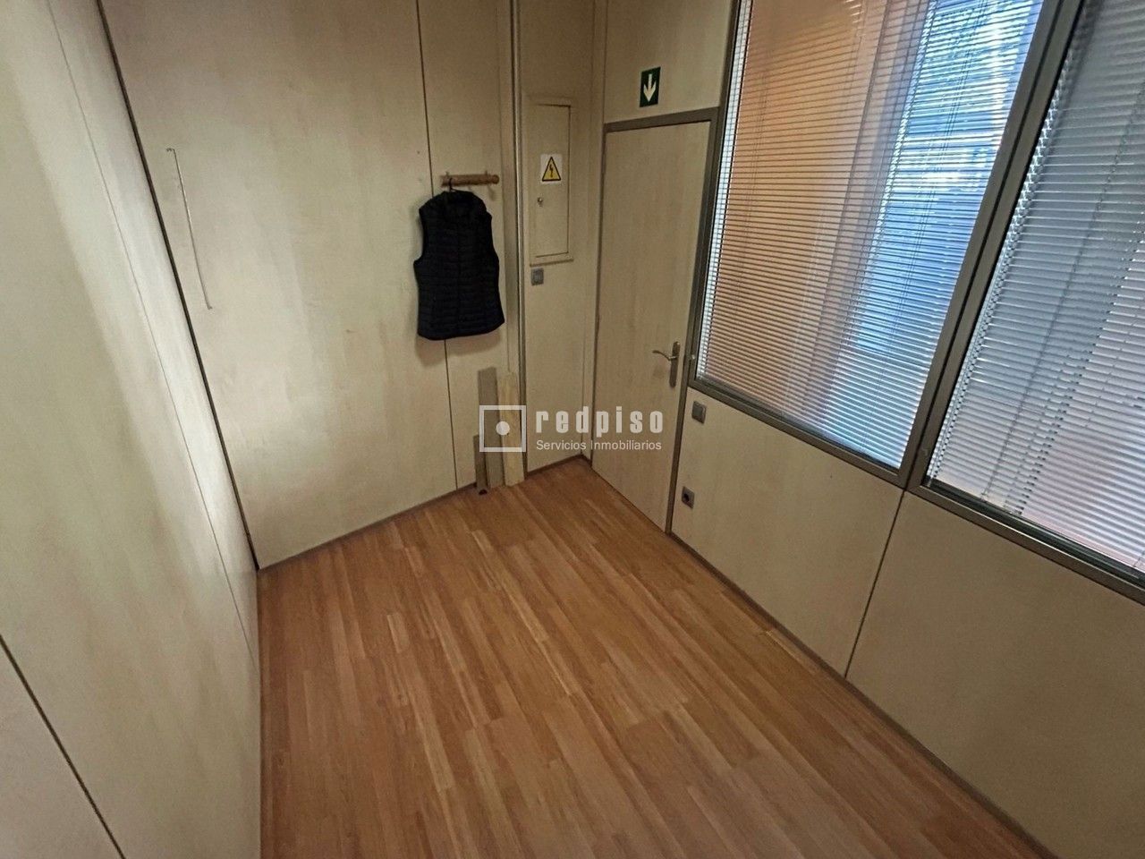 Local en alquiler en Coslada, Madrid 8/12