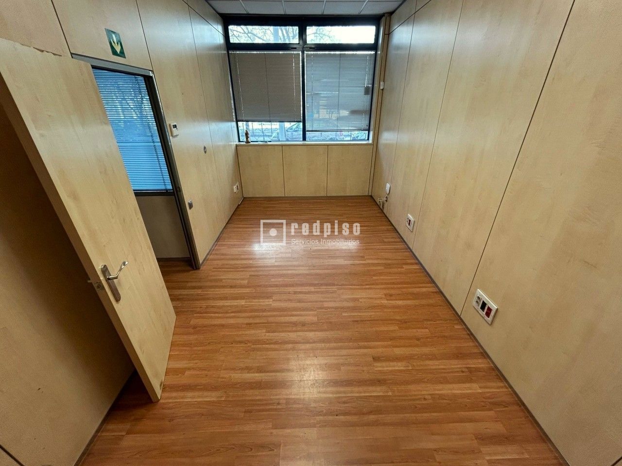 Local en alquiler en Coslada, Madrid 4/12