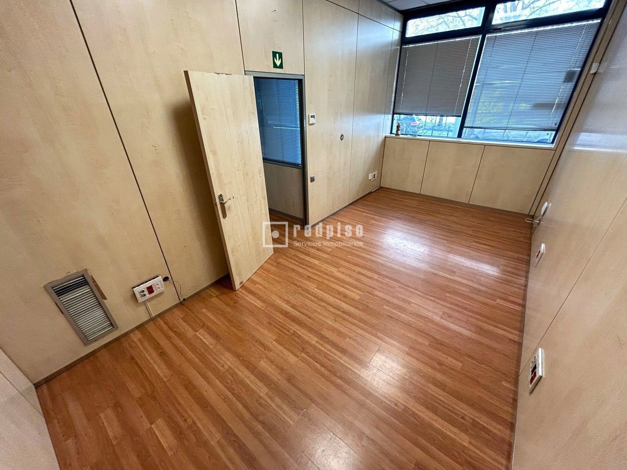 Local en alquiler en Coslada, Madrid 3/12