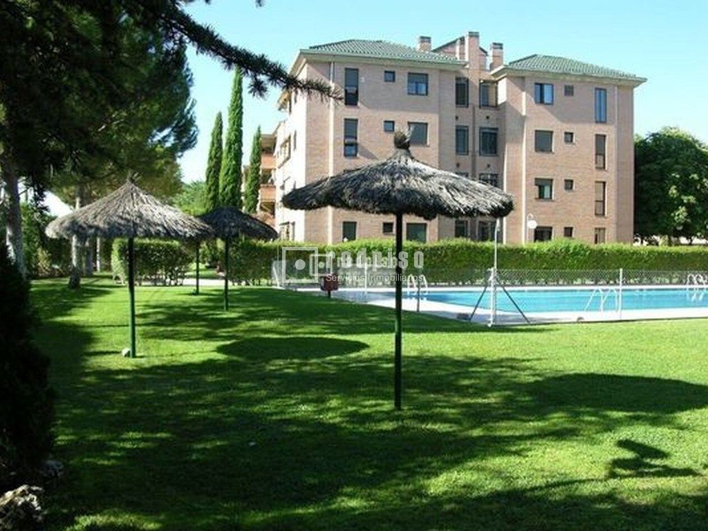 Piso en alquiler en Pozuelo De Alarcón, Madrid 14/19