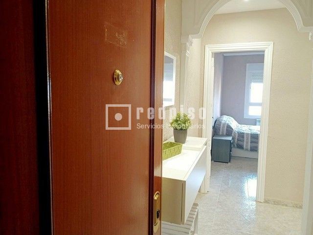 Piso en venta en  avenida de Francisco Aguirre, Talavera de la Reina, Toledo  4/17