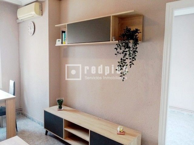 Piso en venta en  avenida de Francisco Aguirre, Talavera de la Reina, Toledo  6/17