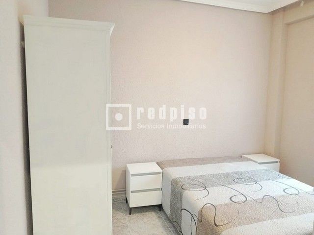 Piso en venta en  avenida de Francisco Aguirre, Talavera de la Reina, Toledo  14/17