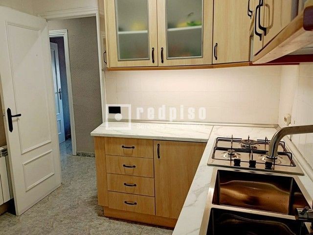 Piso en venta en  avenida de Francisco Aguirre, Talavera de la Reina, Toledo  12/17