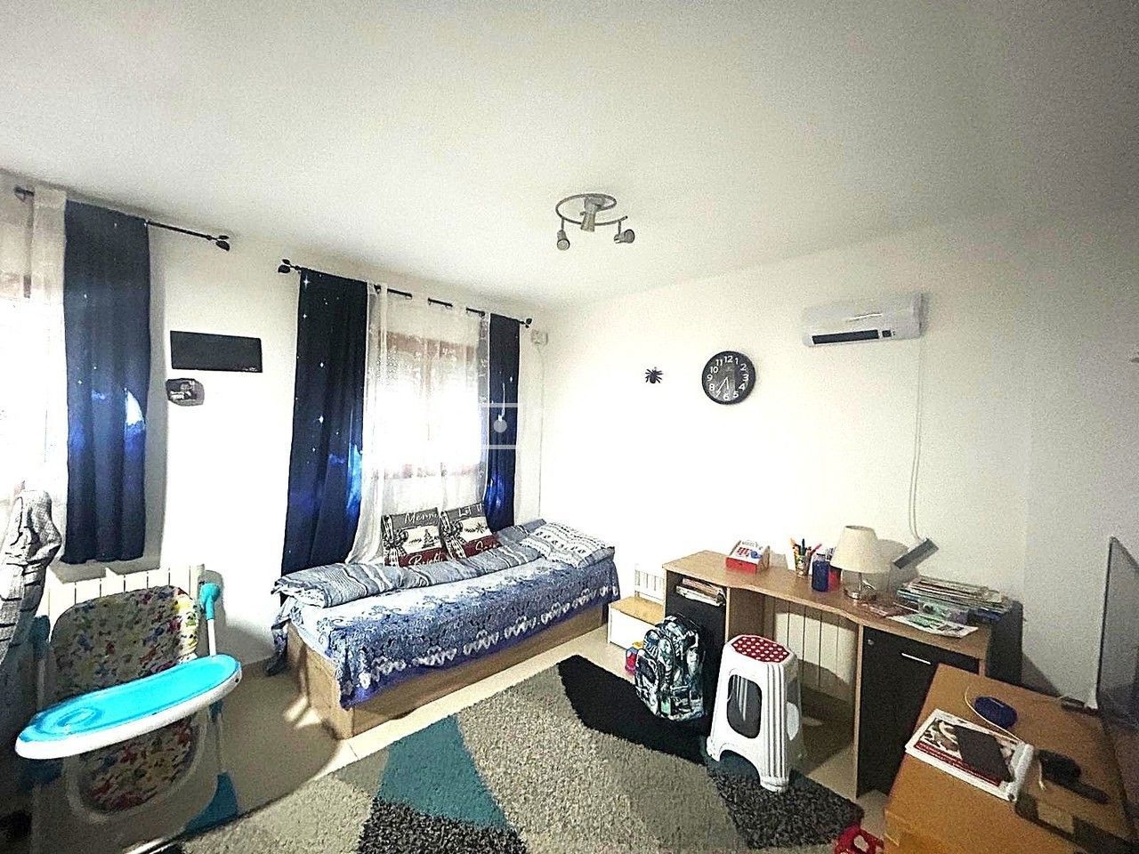 Piso en venta en  calle de la Presa, San Fernando de Henares, Madrid  3/10