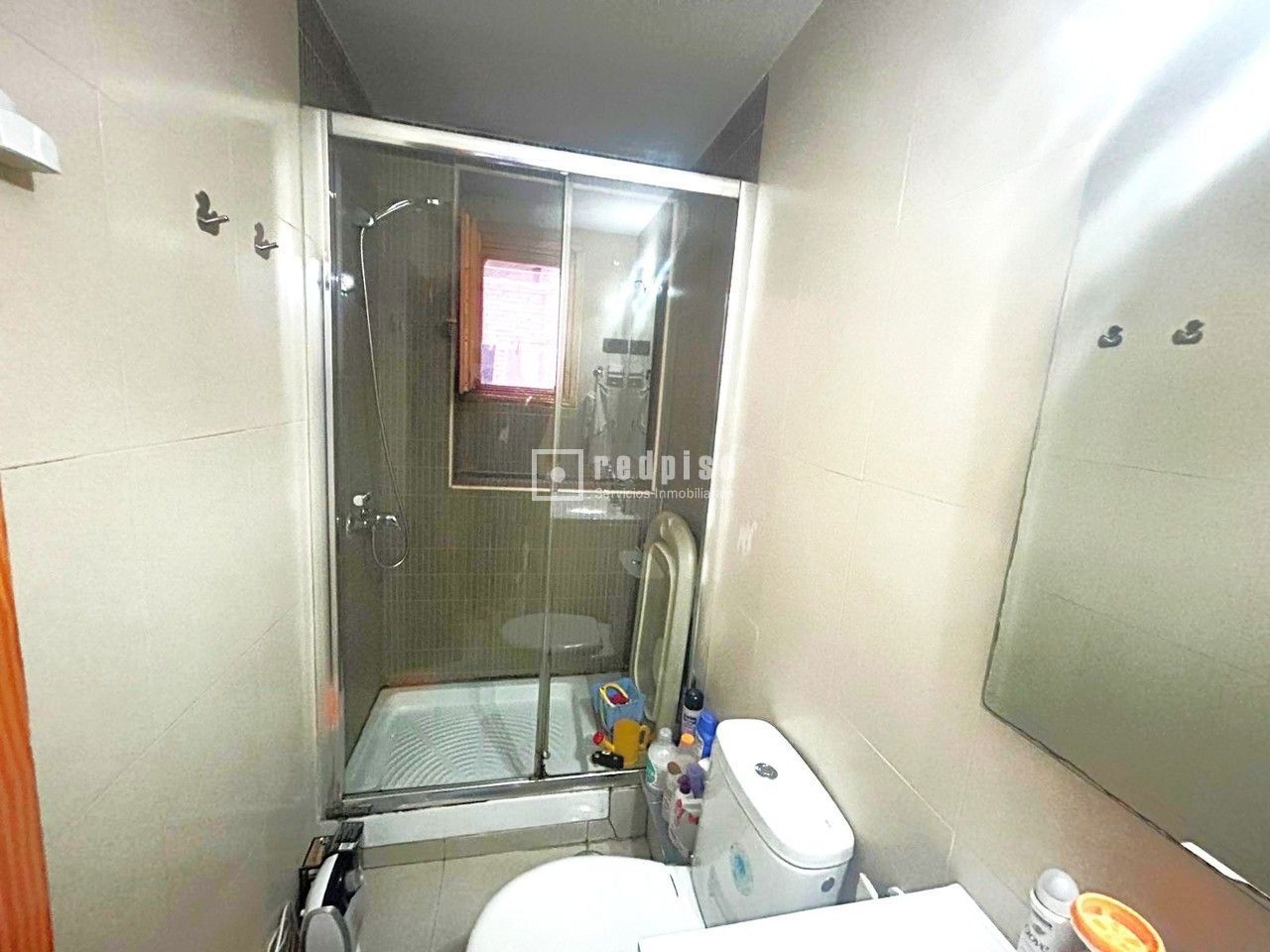 Piso en venta en  calle de la Presa, San Fernando de Henares, Madrid  4/10