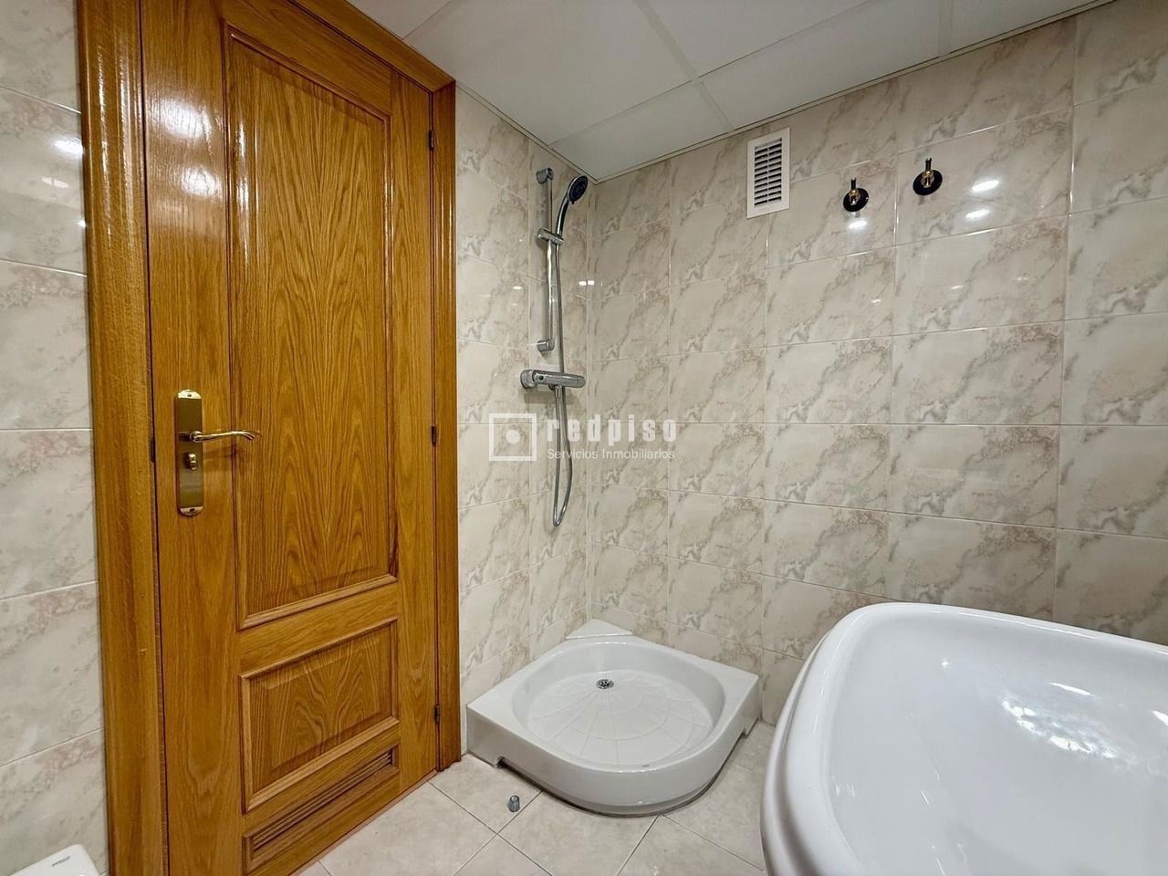 Piso en alquiler en  plaza de Mariano Arregui Canela, Zaragoza  27/44