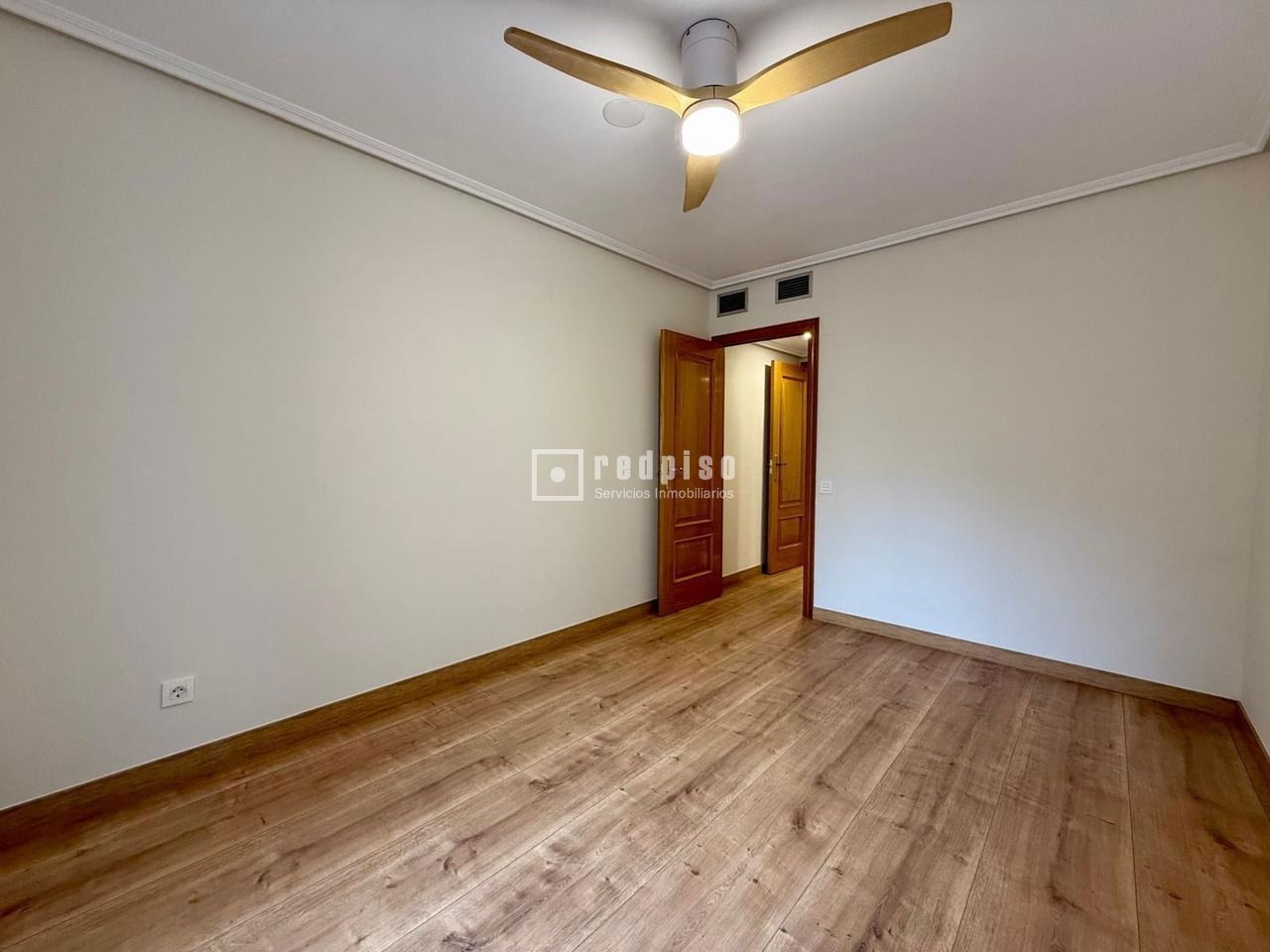 Piso en alquiler en  plaza de Mariano Arregui Canela, Zaragoza  32/44