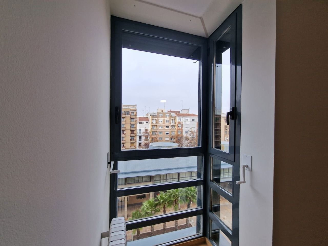 Piso en alquiler en  plaza de Mariano Arregui Canela, Zaragoza  36/44