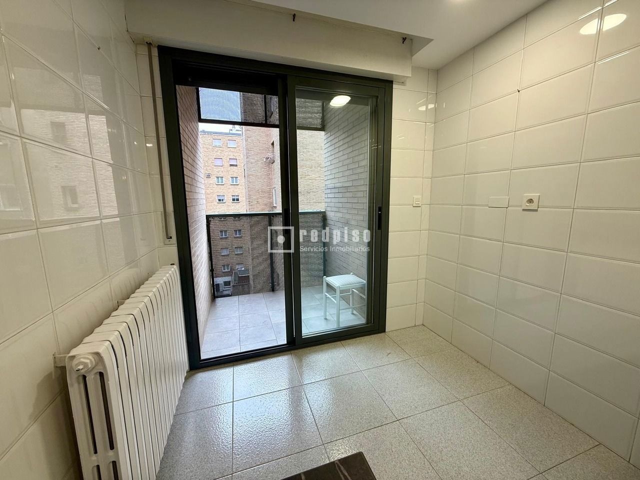 Piso en alquiler en  plaza de Mariano Arregui Canela, Zaragoza  20/44