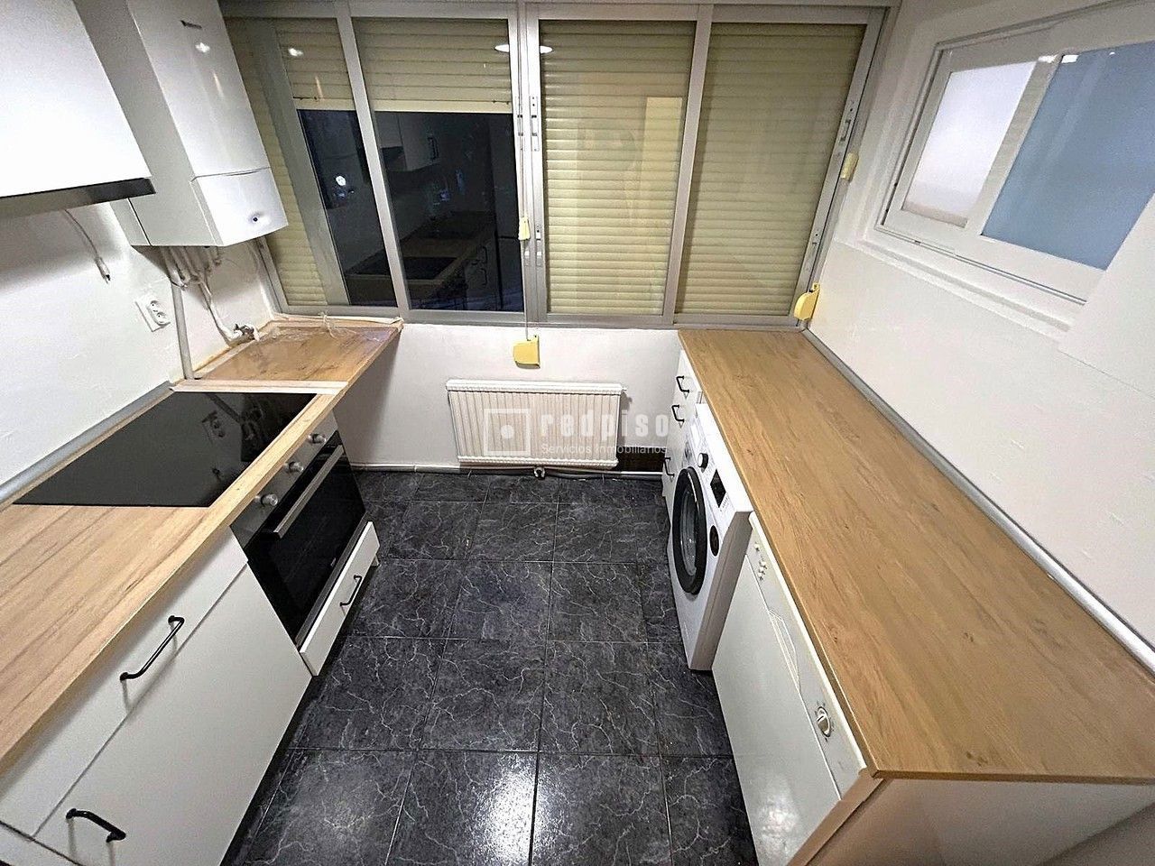 Piso en alquiler en  Coslada, Madrid  5/19