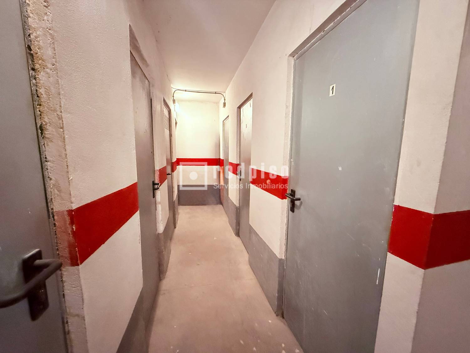 Trastero en venta  calle del Doctor Sanchis Bergon, Extramurs, Valencia  1/11