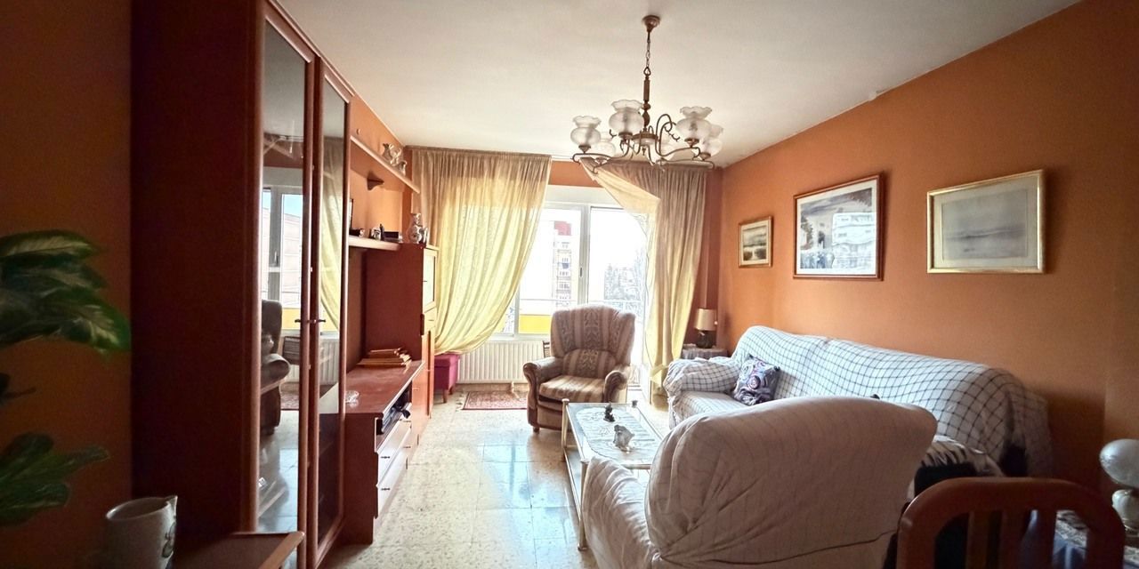 Piso en venta en  Zarzaquemada, Madrid  1/1