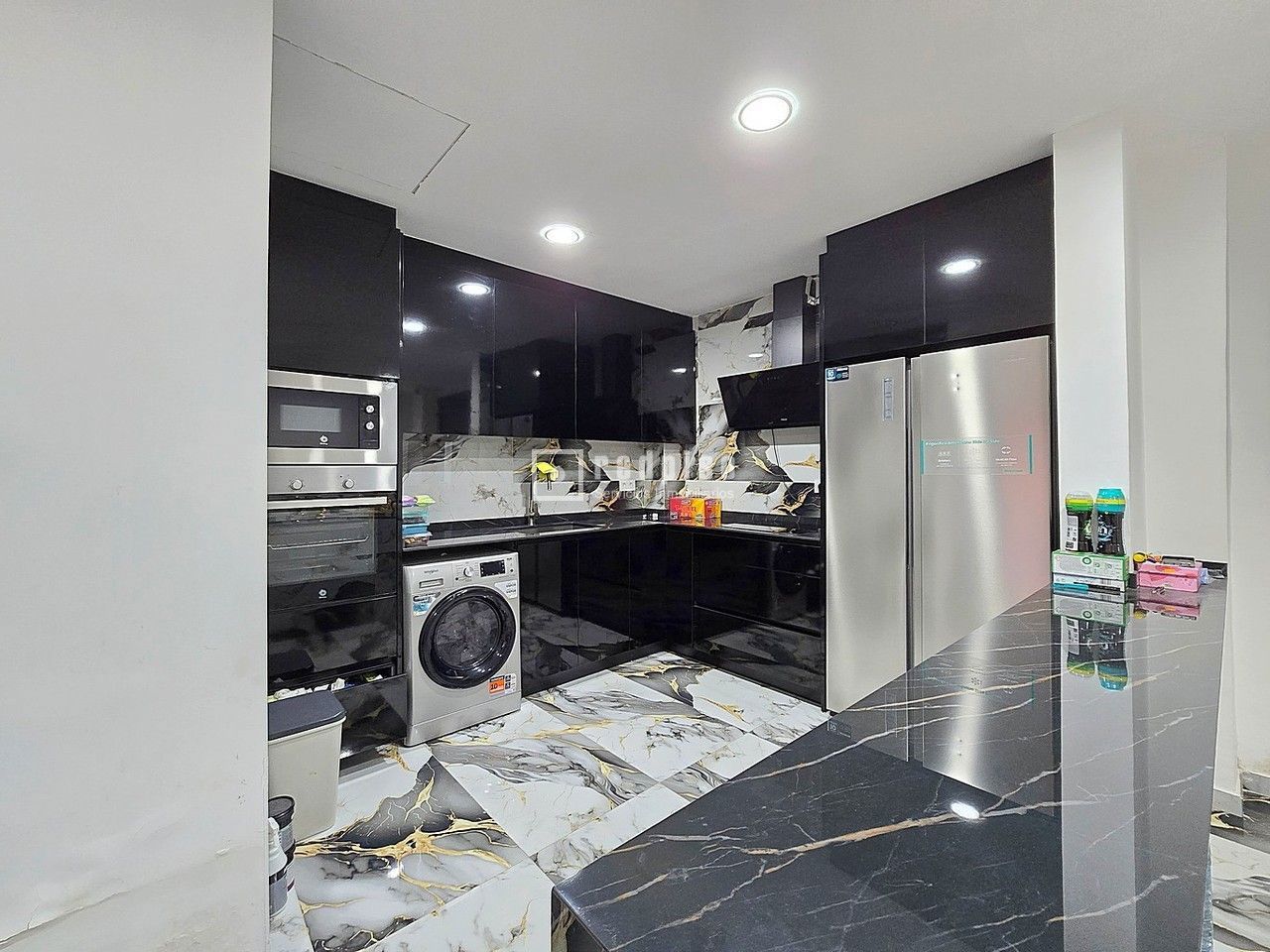 Local en venta  Xirivella, Valencia  6/11