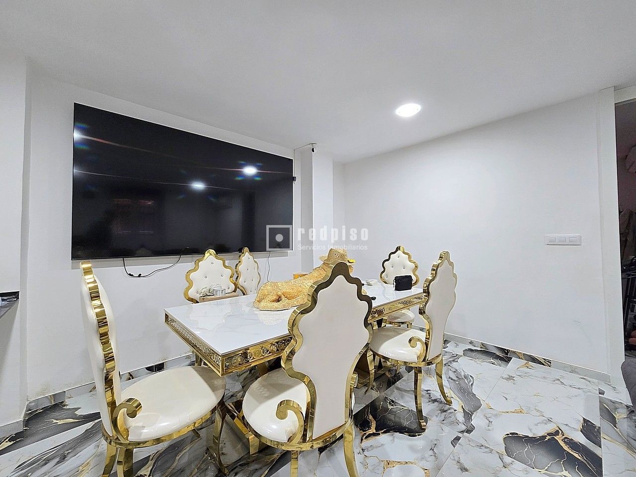 Local en venta  Xirivella, Valencia  4/11