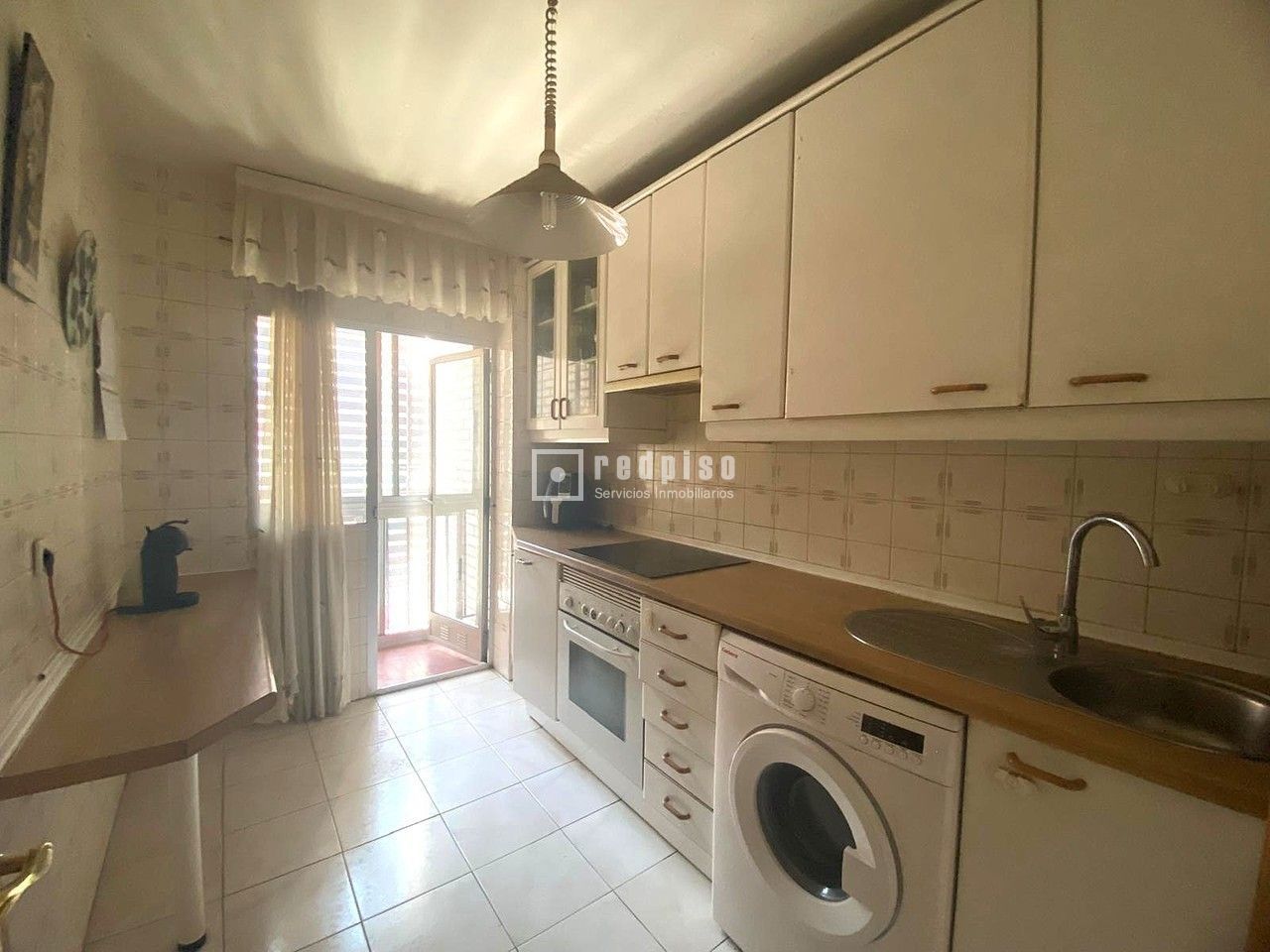 Piso en venta en  calle de los Solares, Coslada, Madrid  8/12