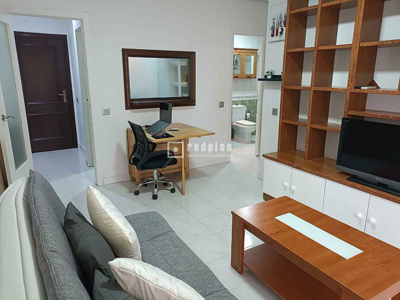 Piso en alquiler en calle Luisa Aledo, Murcia, Murcia 2/9