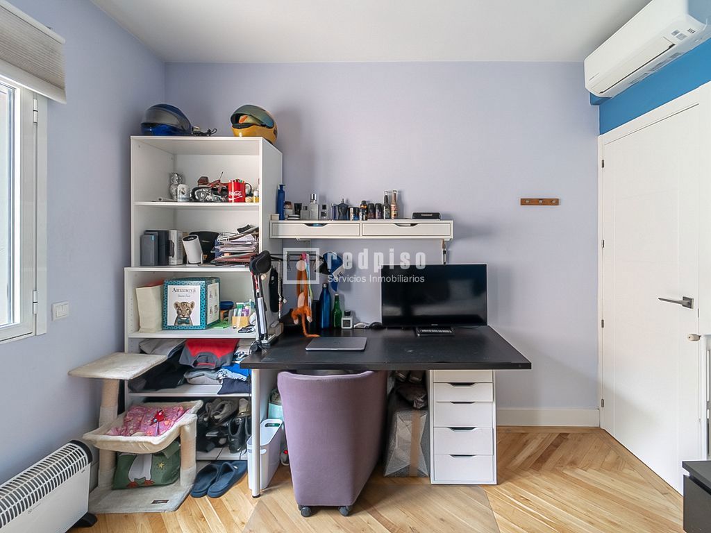 Piso en venta en calle De Medellín, Madrid, Madrid 16/31