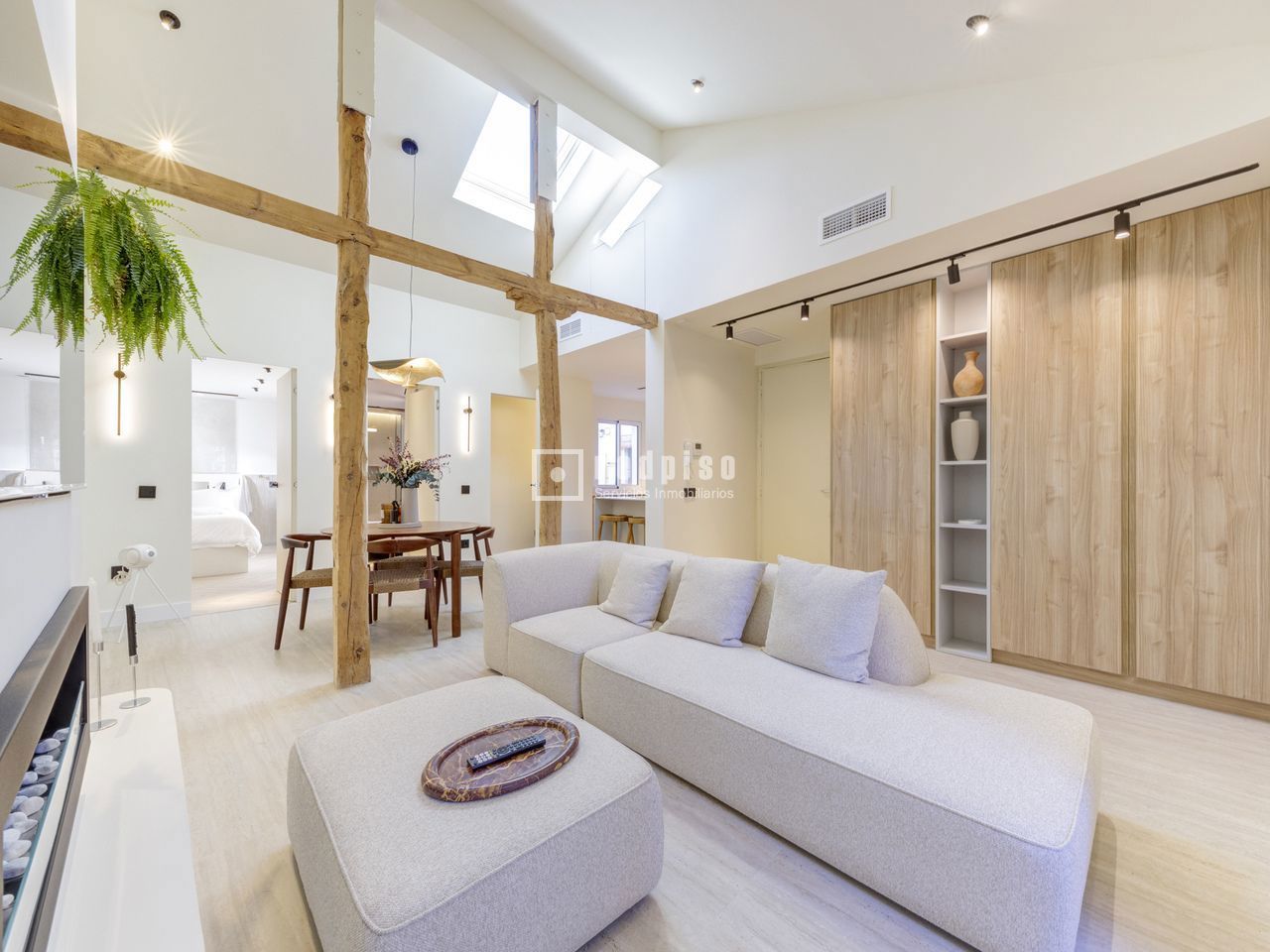 Piso en venta en calle De San Lorenzo, Madrid, Madrid 2/50