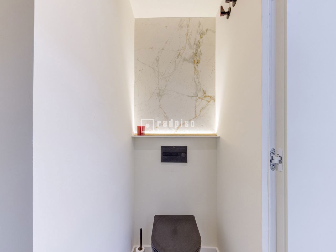 Piso en venta en calle De San Lorenzo, Madrid, Madrid 46/50