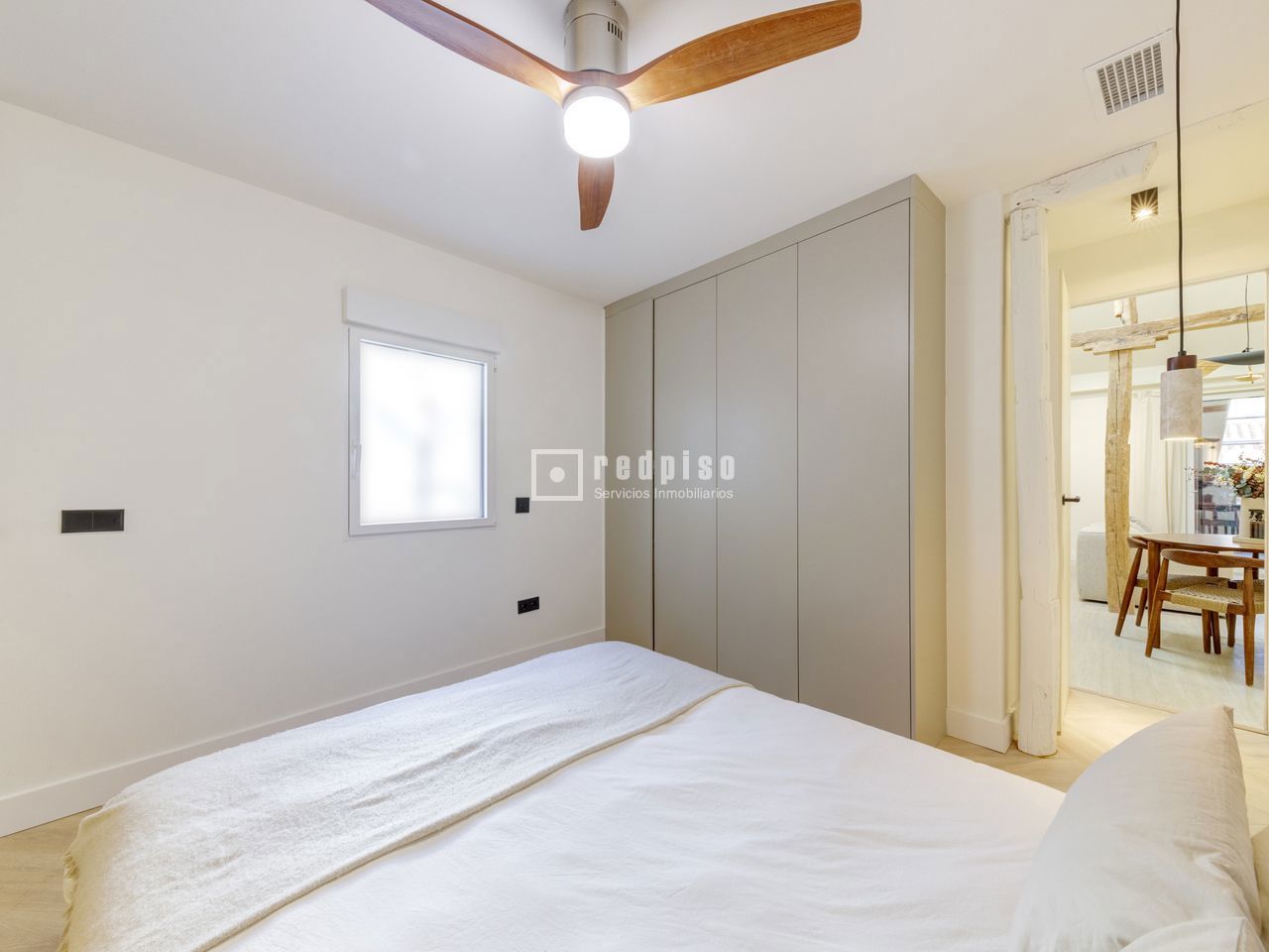 Piso en venta en calle De San Lorenzo, Madrid, Madrid 30/50