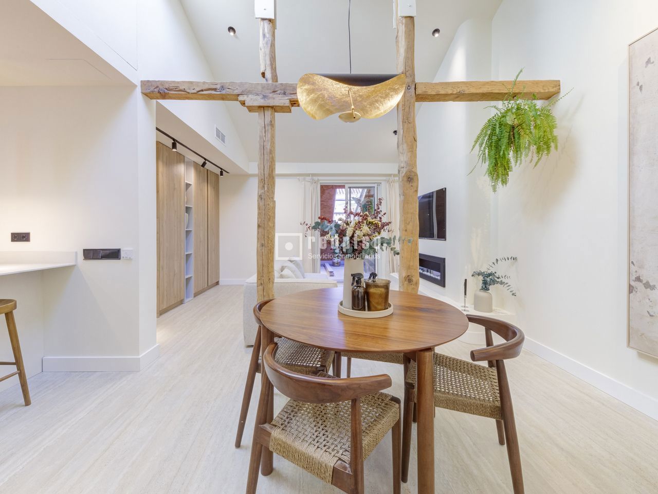 Piso en venta en calle De San Lorenzo, Madrid, Madrid 16/50