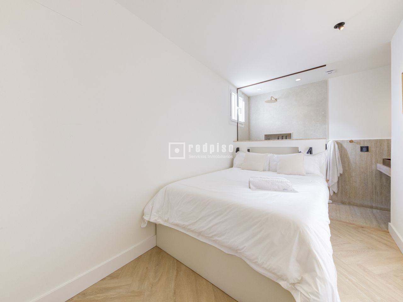 Piso en venta en calle De San Lorenzo, Madrid, Madrid 37/50